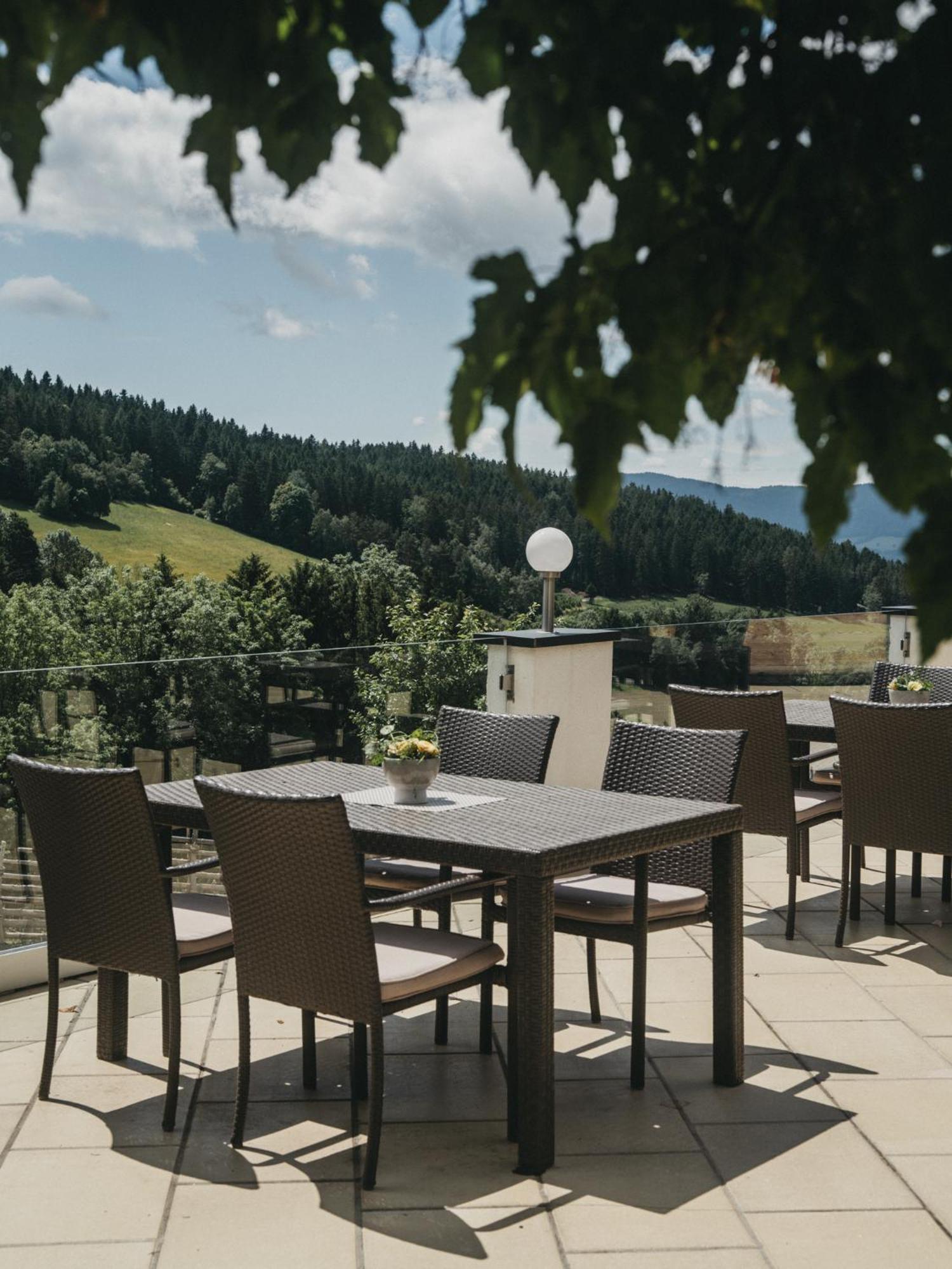 Hotel Muhr Pöllauberg Kültér fotó