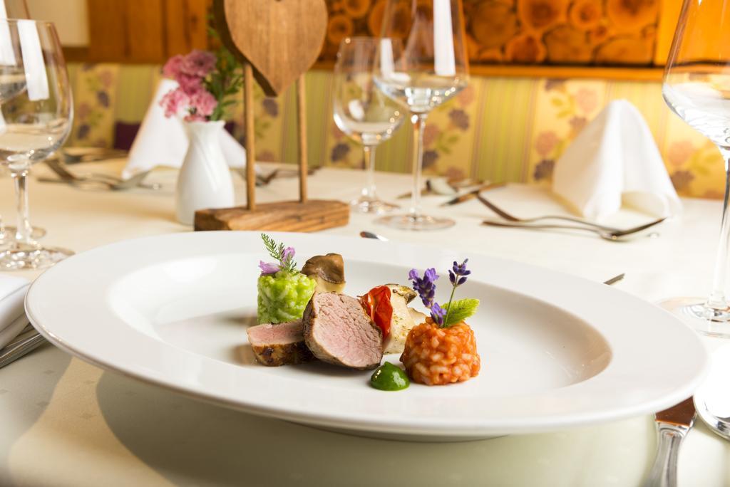Hotel Muhr Pöllauberg Kültér fotó